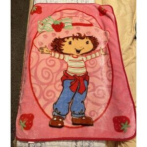 EUC Vintage RARE Strawberry Shortcake Blanket Baby Toddler Fleece Quilt 2005